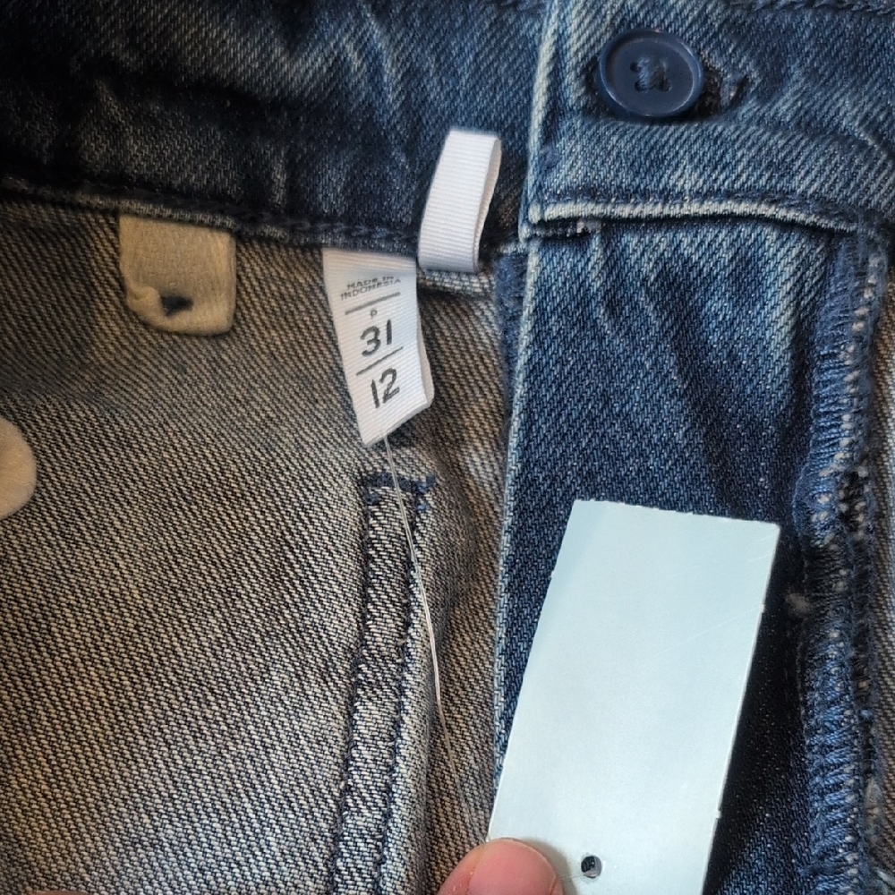 LOFT Petite 12 Wide Leg Jeans - Picture 6 of 9